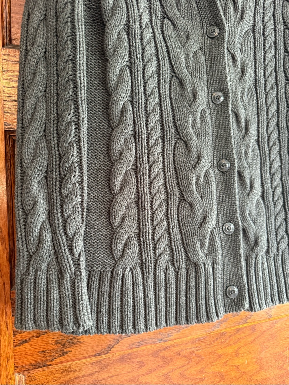 L.L. BEAN 100% Cotton Cable Knit Fisherman Sweater Button Down Cardigan Grey M - Picture 2 of 8